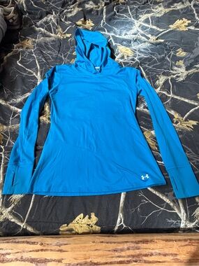 Under Armour Women's Bright Blue Hooded Coldgear Pullover